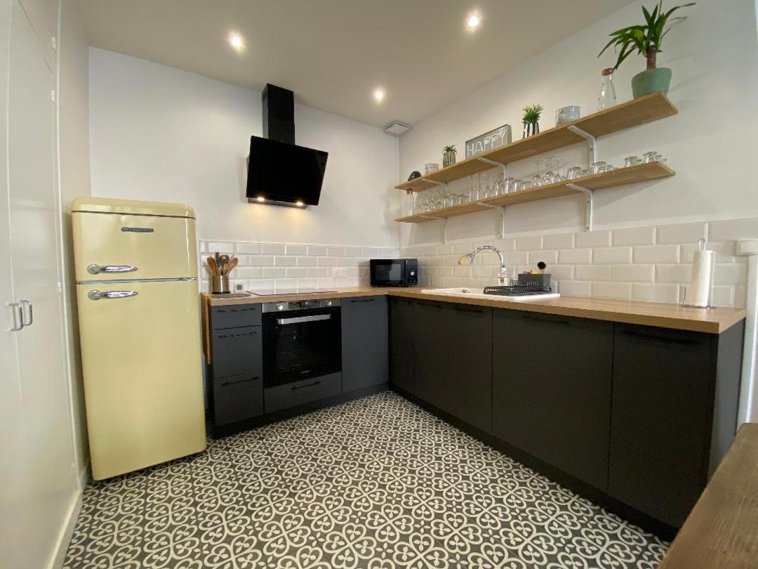 ラ・ロシェルSuperbe T2 De 45M² En Hyper Centreアパートメント エクステリア 写真